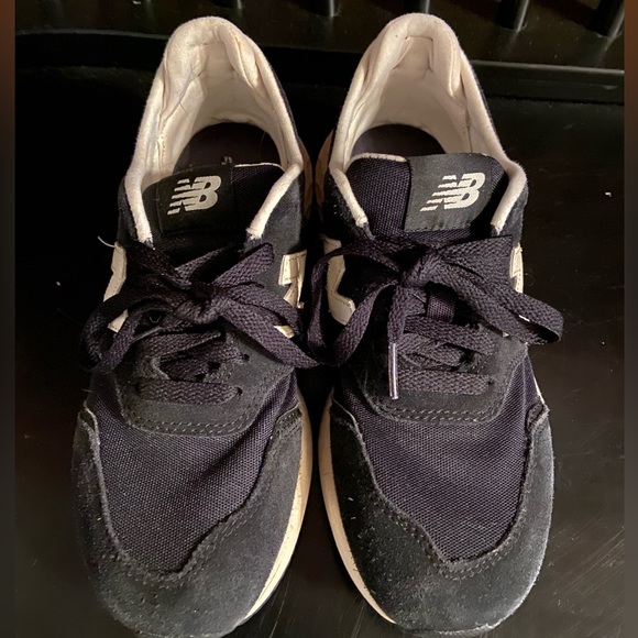 New Balance 564 Women’s Sneakers - Picture 4 of 4